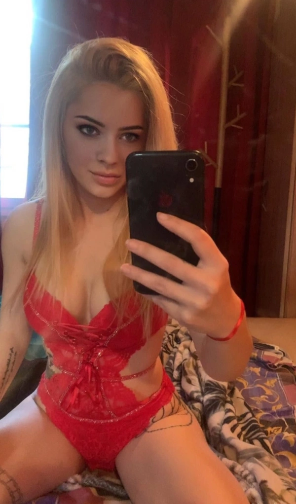 Sexy Alexa